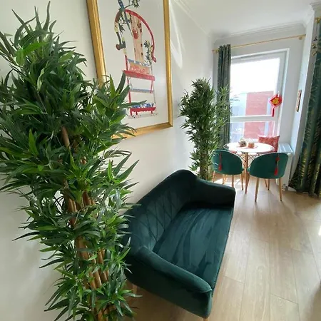 Srodmiescie Walowa *